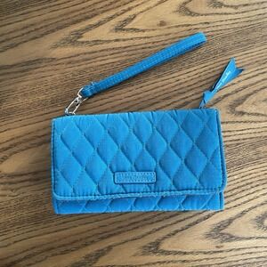 Vera Bradley Quilted Bahama Bay Blue‎ RFID Smartphone Wallet Wristlet